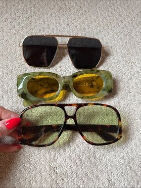 NWT $10 one left!  green sunglasses with yellow lens